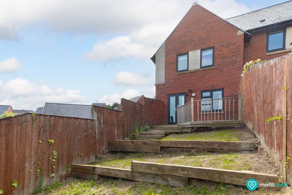 Property photo 2 of 19