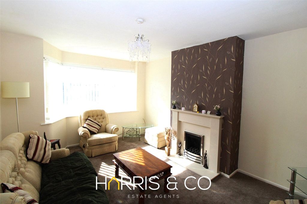 Property photo 2 of 12 Picture No. 16