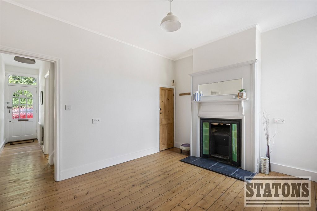 Property photo 3 of 22 Picture No. 57