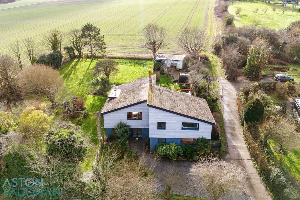 Property photo 2 of 46