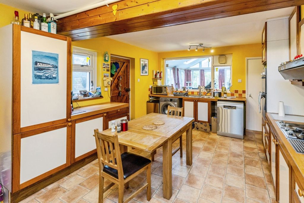 Property photo 2 of 21 Pbox-Img.Jpg