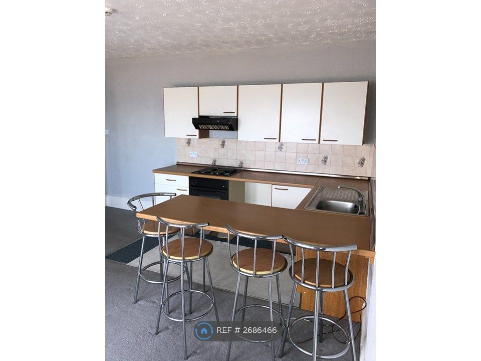 Property photo 3 of 11 Kitchen With Breakfast Bar
