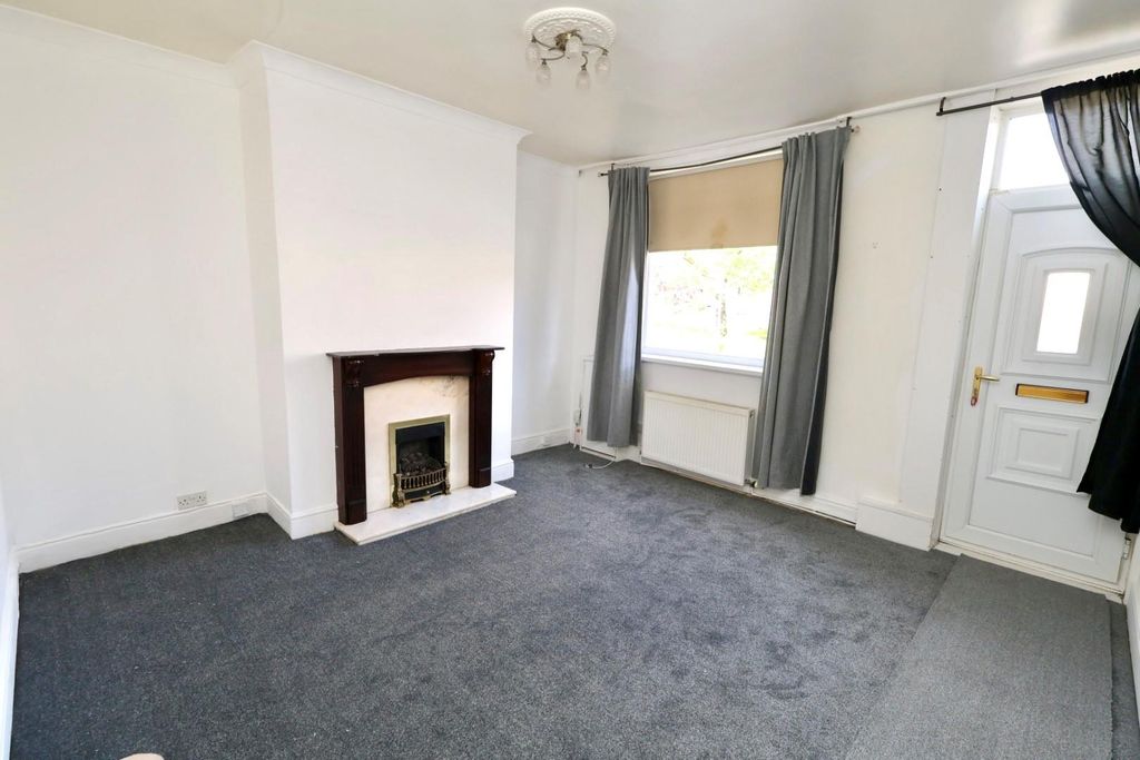 Property photo 3 of 15 13.Jpg