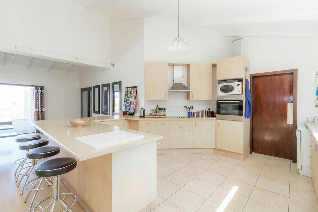 Property photo 3 of 28 La1735123