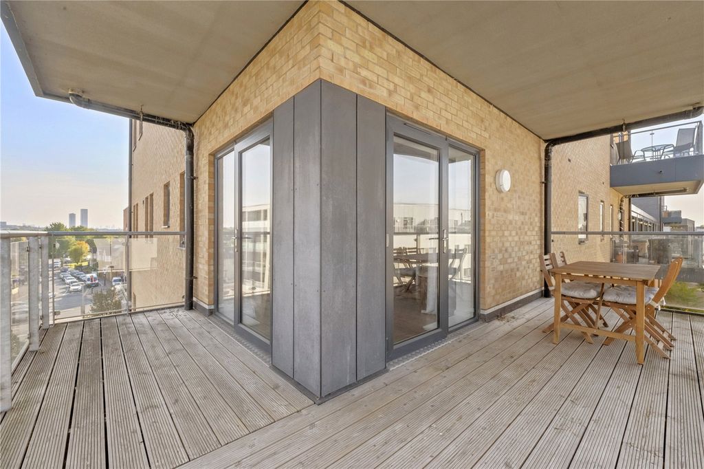 Property photo 3 of 20 Picture No. 22