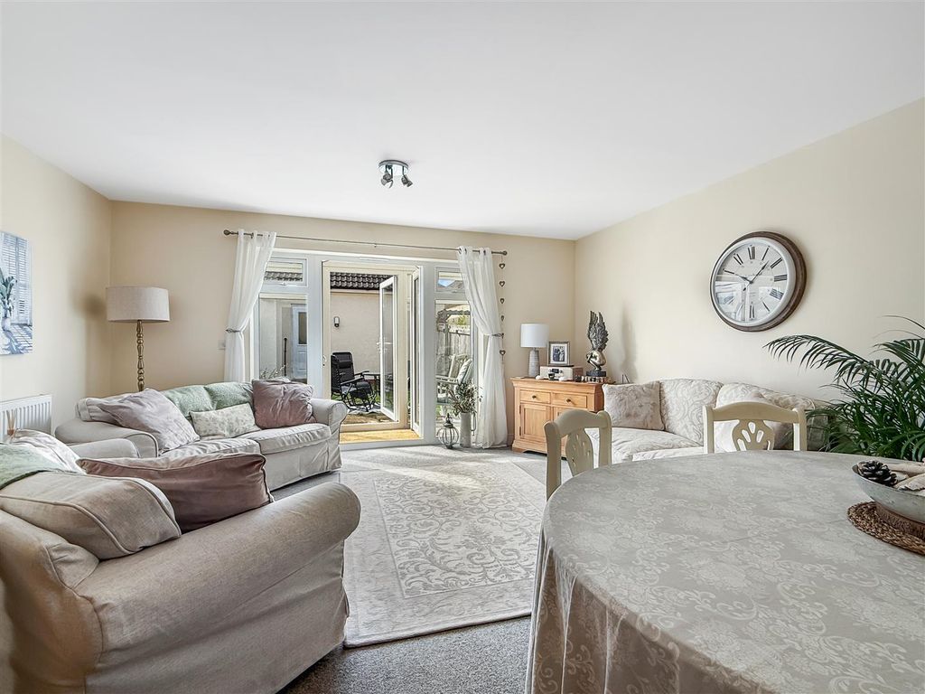 Property photo 2 of 9 0A79c53c06828E5F824819Db824E53701B1F5970.Jpg