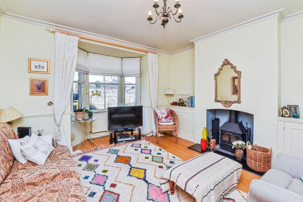 Property photo 2 of 23