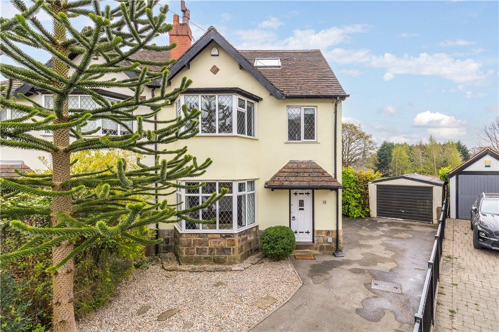 Property photo 1 of 24 19 Weetwood Walk