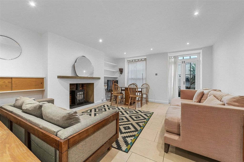 Property photo 2 of 15 Reception Room