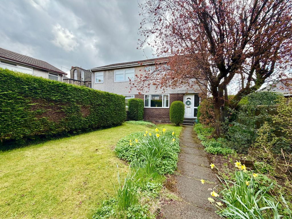 Property photo 1 of 32