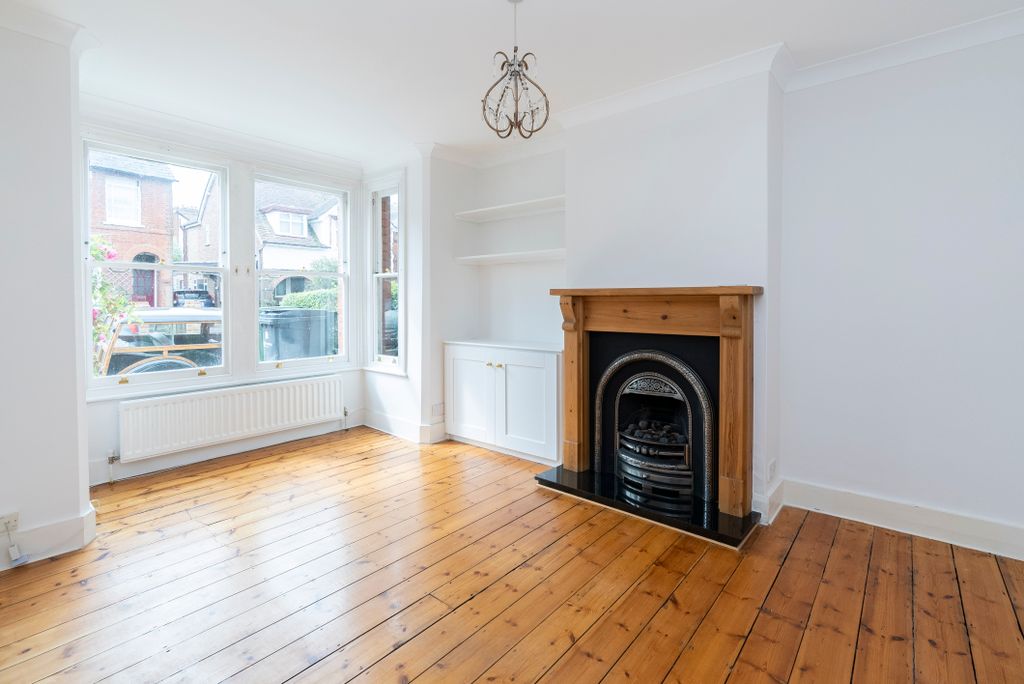 Property photo 2 of 13