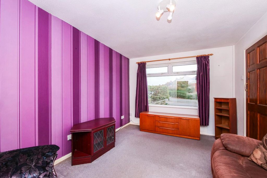 Property photo 2 of 19 Pnmb0233.Jpg