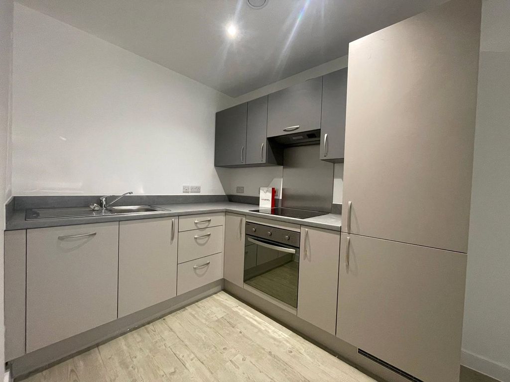 Property photo 1 of 5 Kitchen