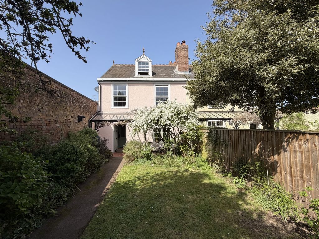 Property photo 1 of 36 Photo 2