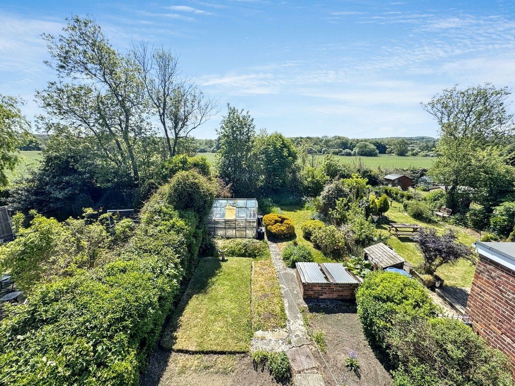 Property photo 3 of 26