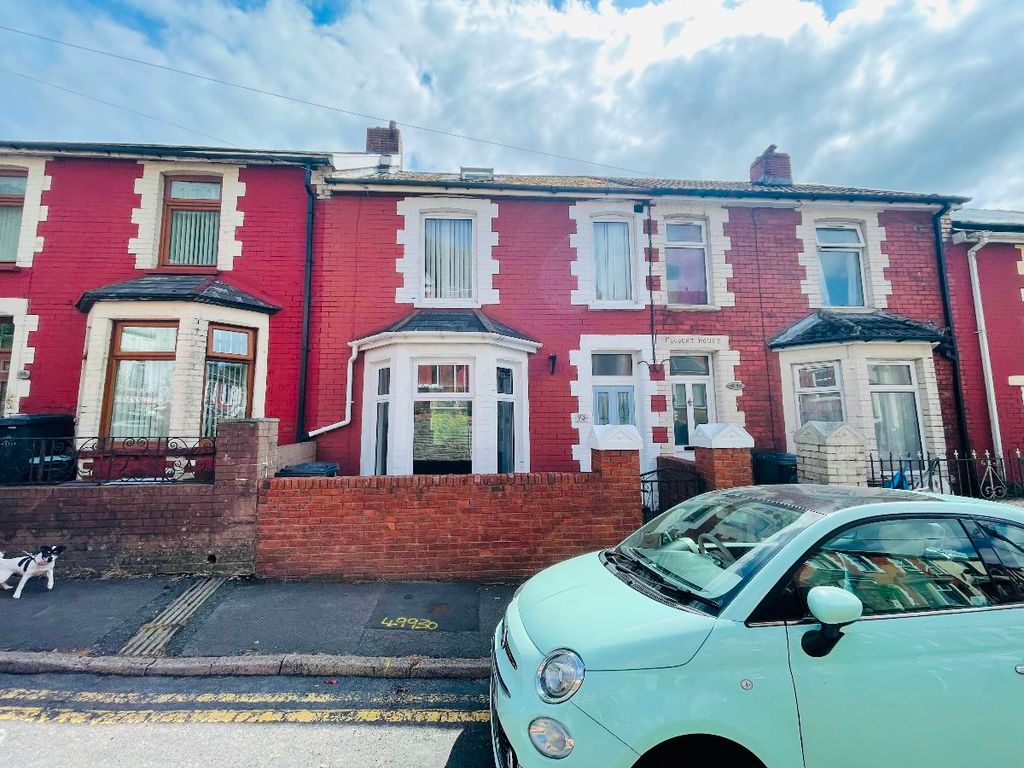 Property photo 1 of 31