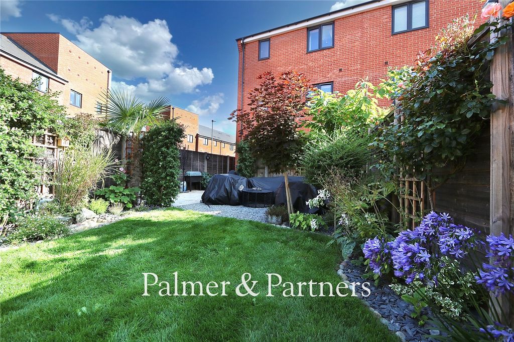 Property photo 2 of 27 Picture No. 07