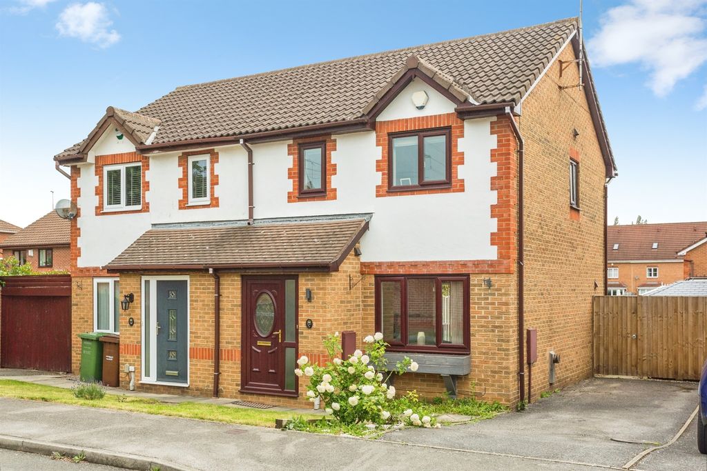 Property photo 1 of 16