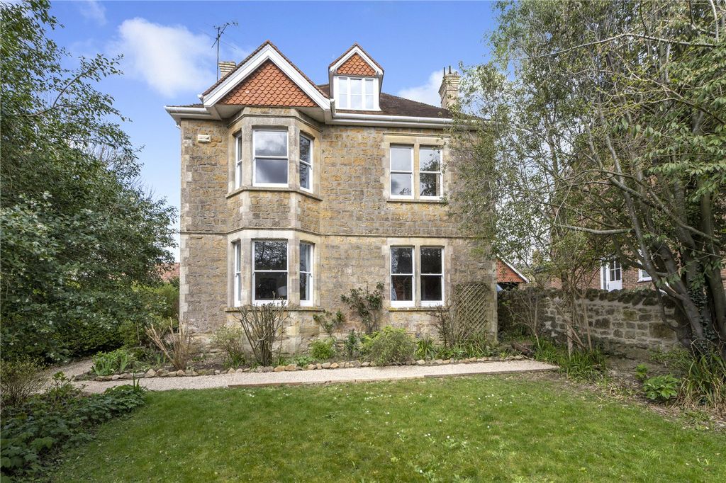 Property photo 2 of 21 Picture No. 07