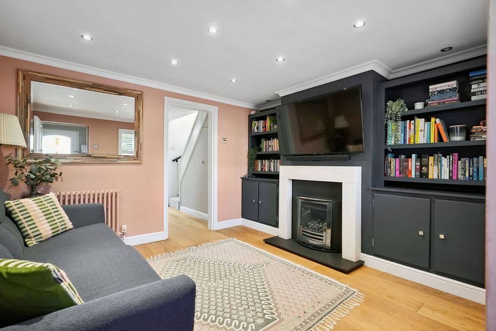 Property photo 2 of 15