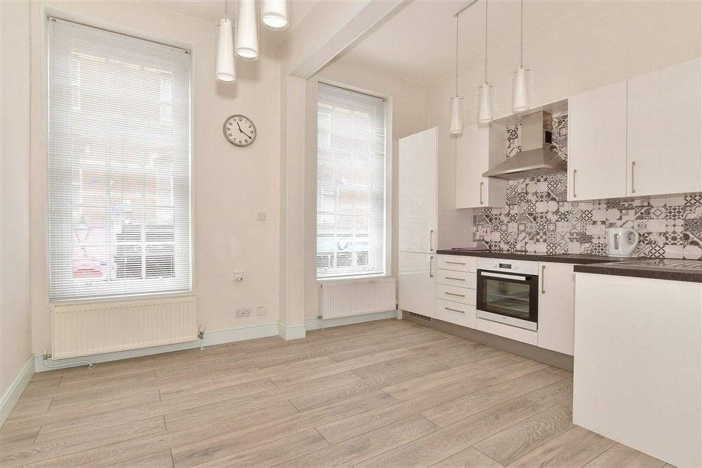 Property photo 3 of 6 Kitchen/Lounge/ Dining Area