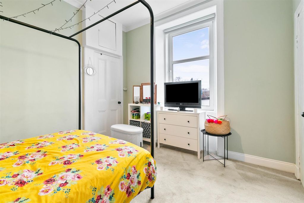 Additional image 11 of 2 bed flat for saleGlasgow Road, Dumbarton G82