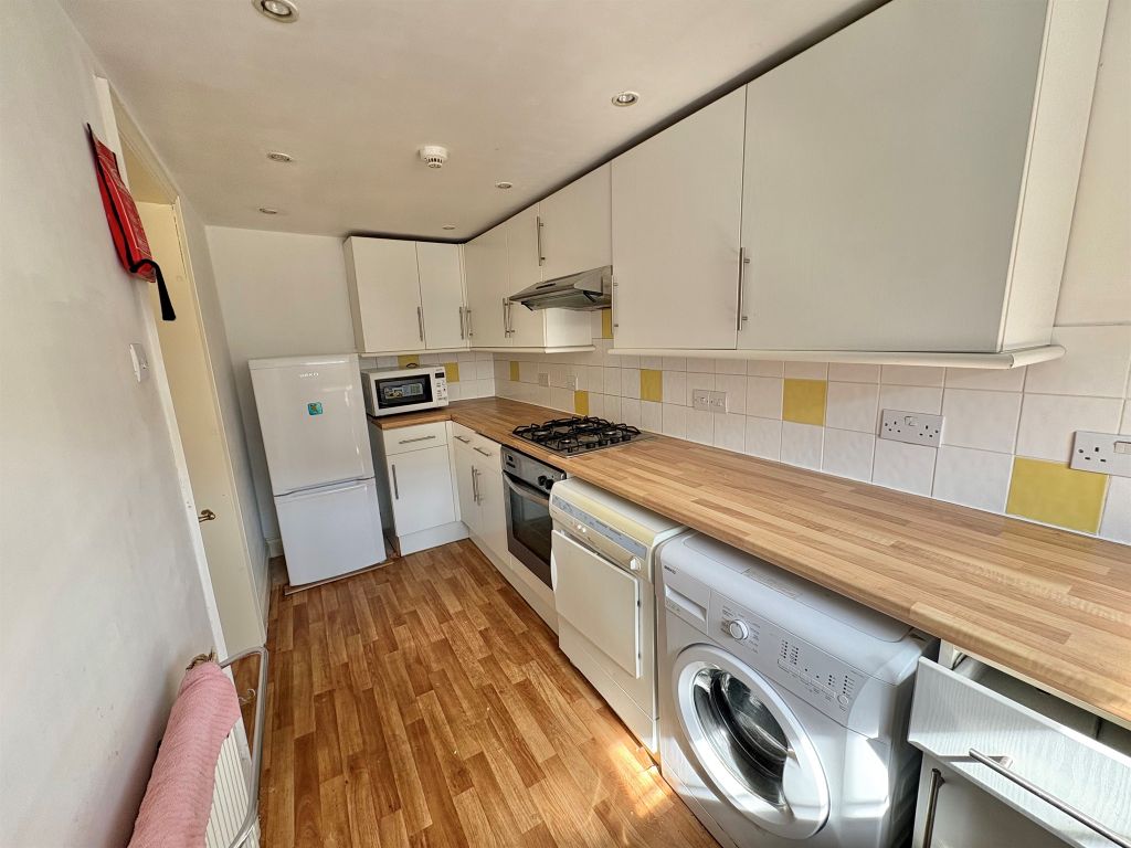 Property photo 3 of 14