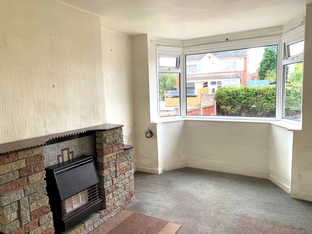 Property photo 2 of 14 W13
