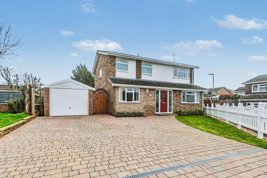 Property photo 1 of 30 Front