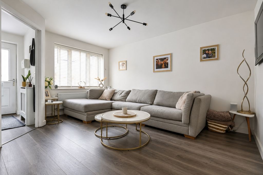 Property photo 3 of 17 156D0337-6Dda-4Af3-984A-7538C5Ef9116
