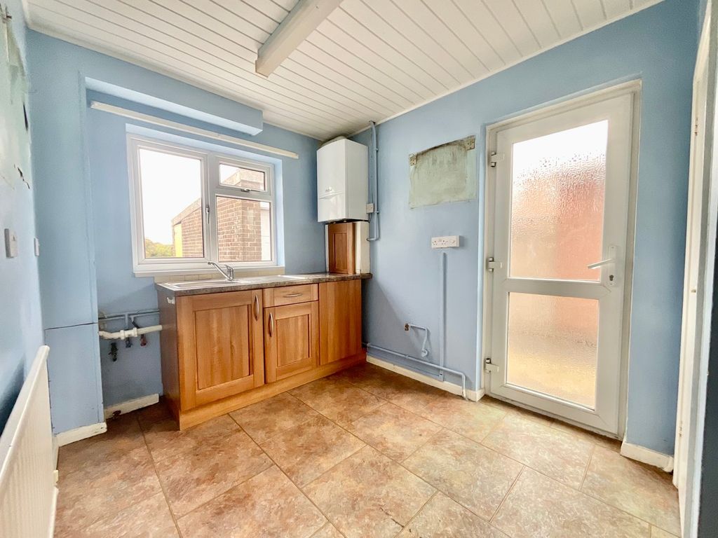 Property photo 3 of 15