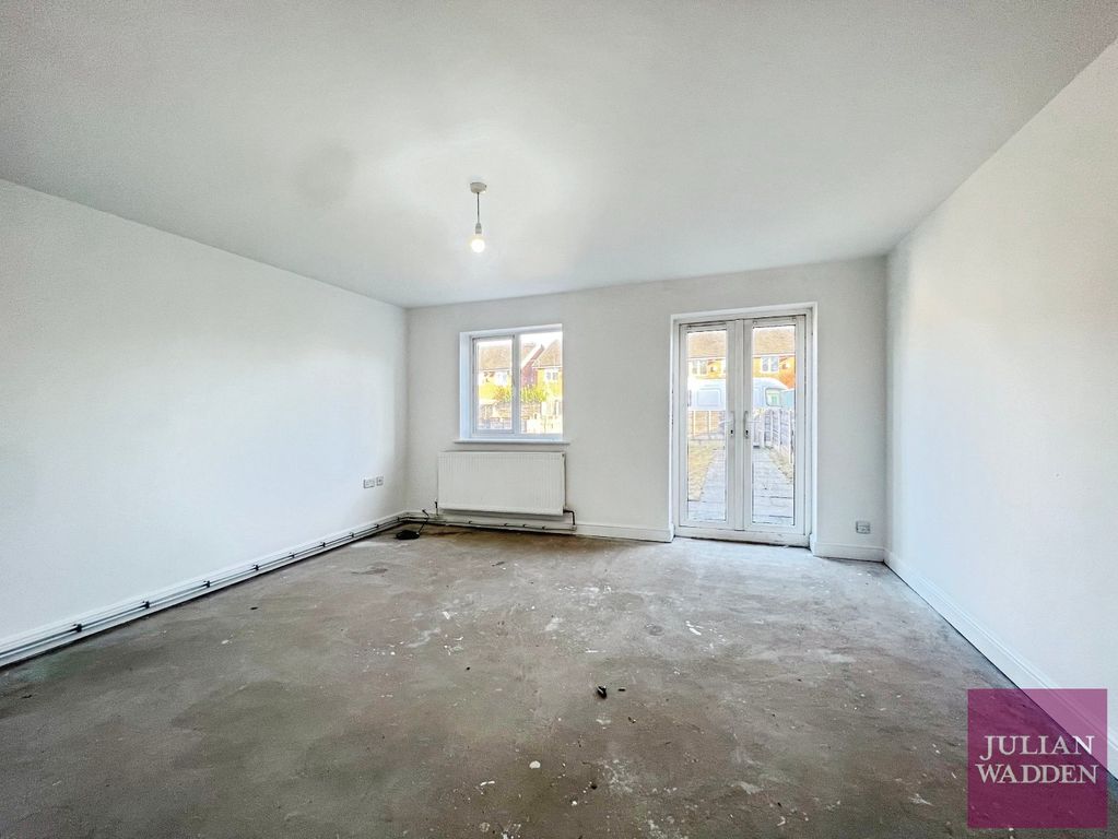 Property photo 2 of 12 Picture 2