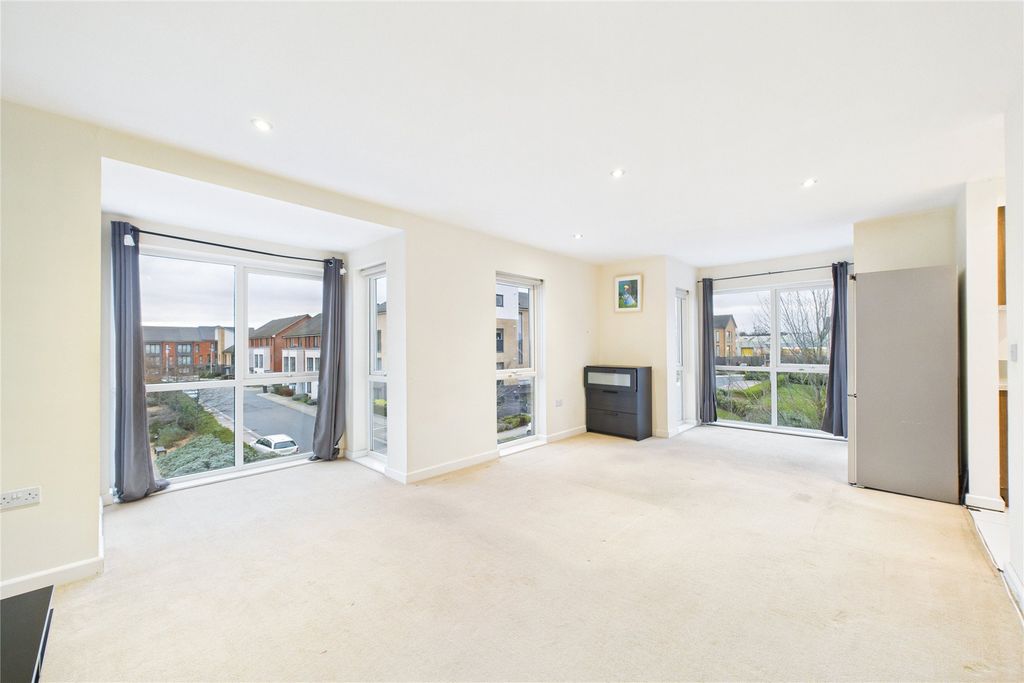 Property photo 3 of 8 Picture No. 05