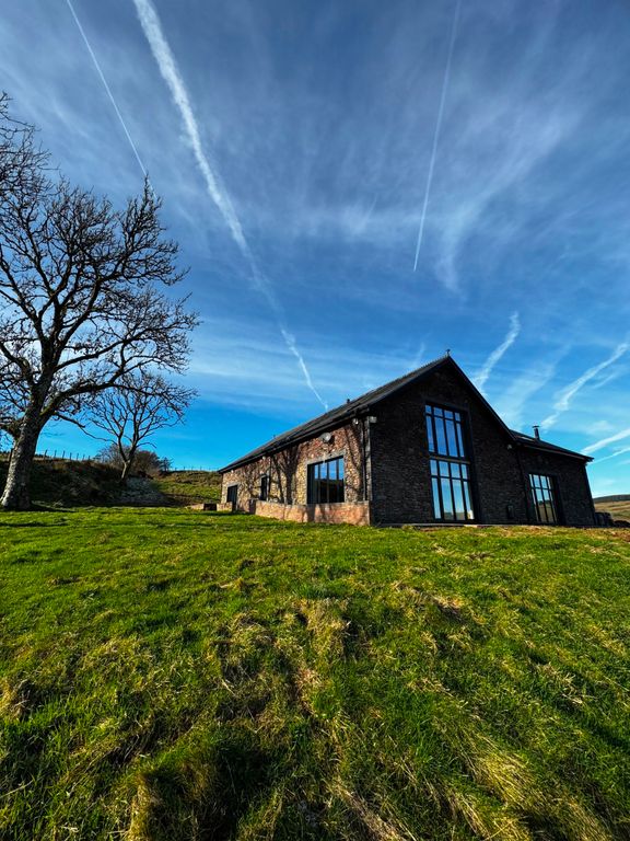 Property photo 1 of 4