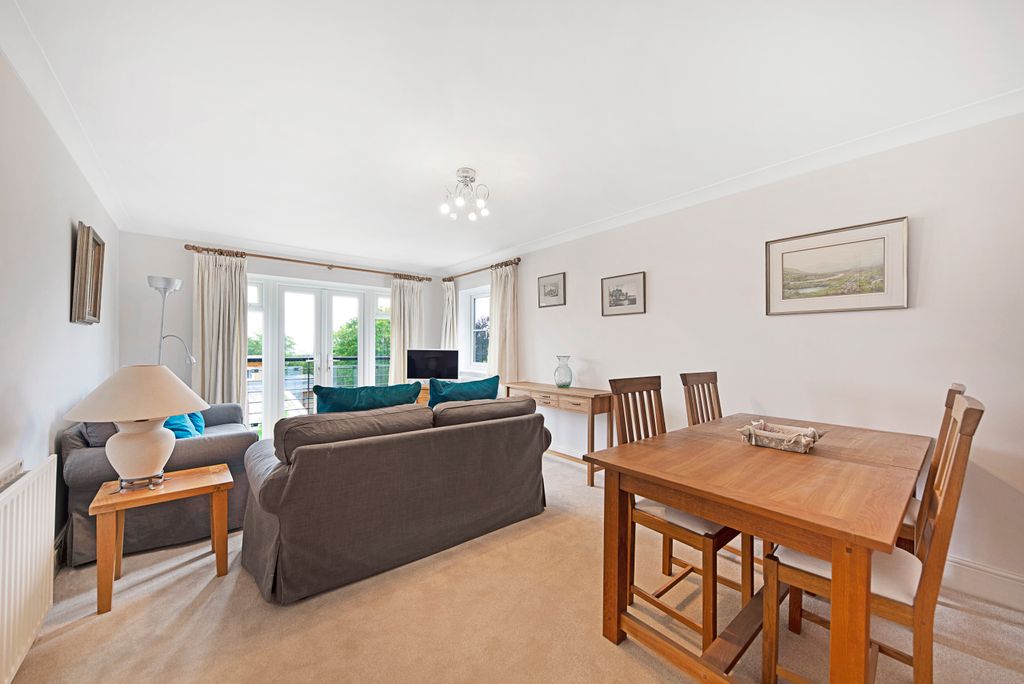 Property photo 2 of 10 Reception Room