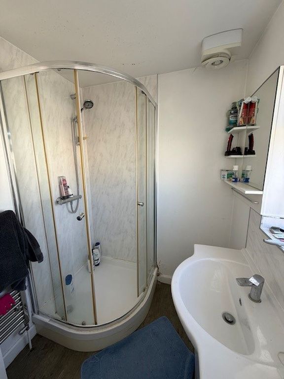 Property photo 3 of 7 Photo 3