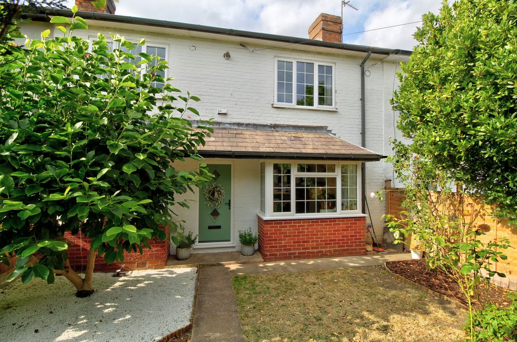 Property photo 1 of 21 Front