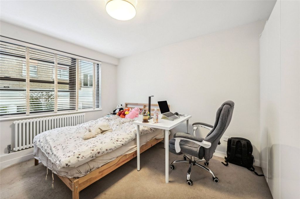 Property photo 3 of 9 Picture No. 21