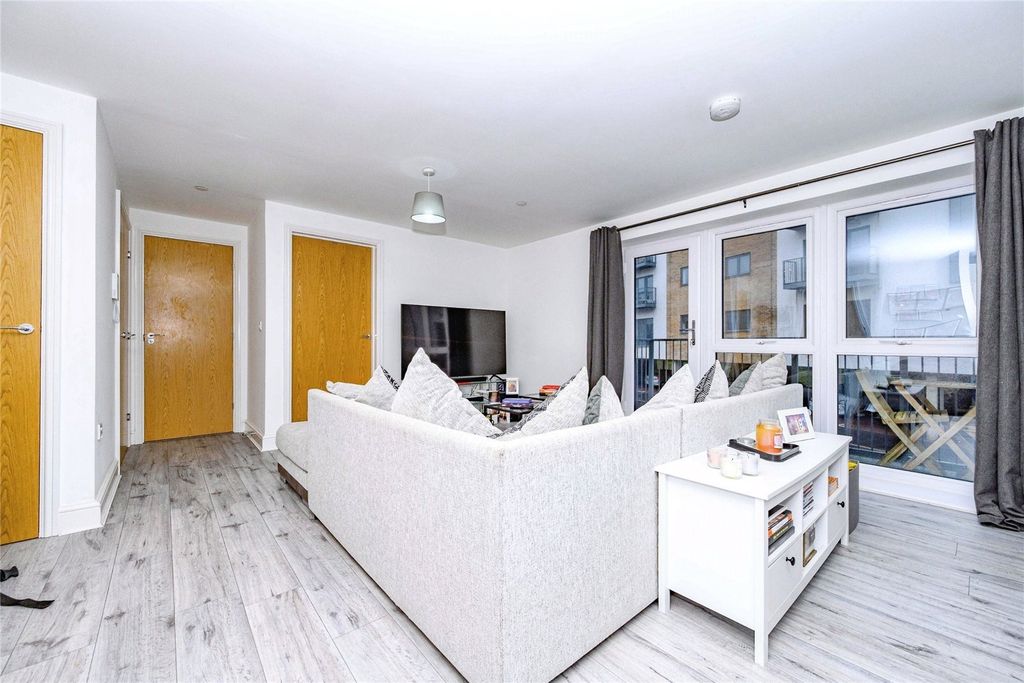 Property photo 3 of 15 Picture No. 03