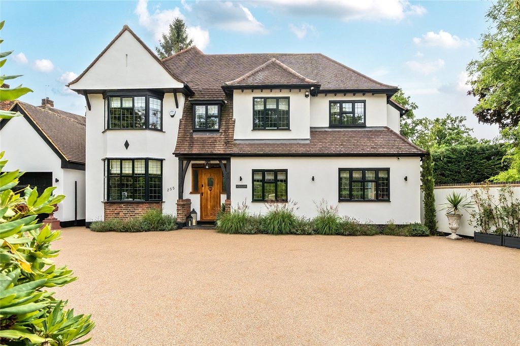 Property photo 1 of 58 Picture No. 02