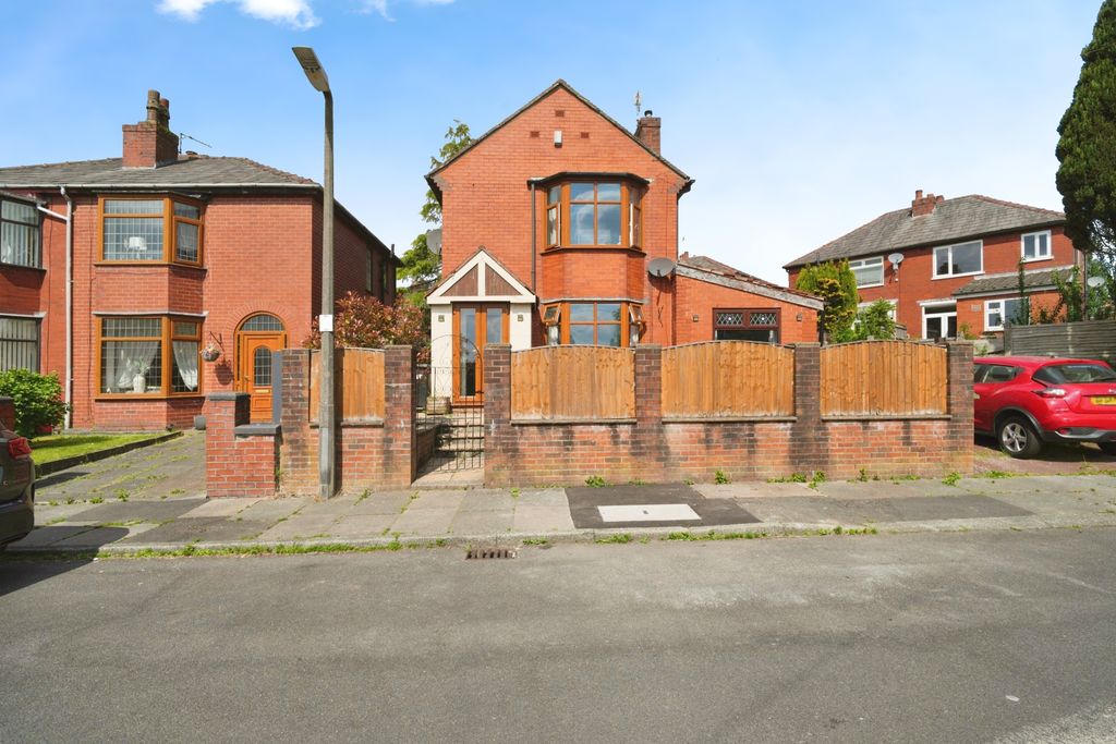 Property photo 1 of 15