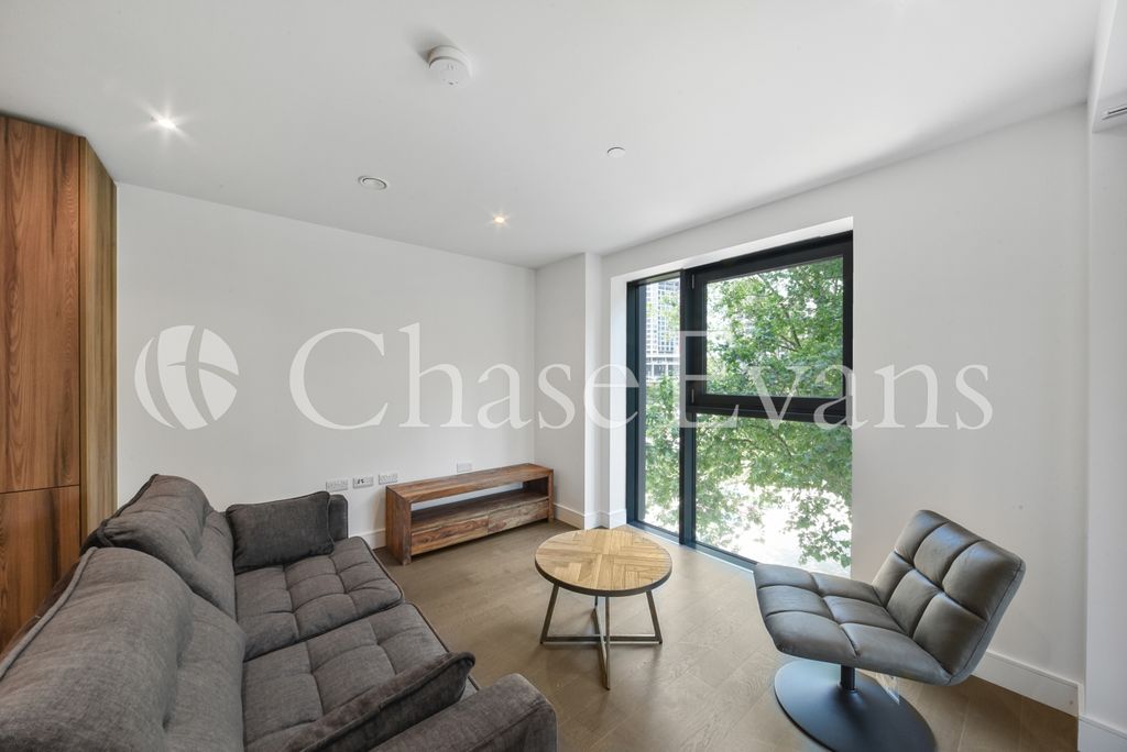 Property photo 2 of 14 Park & Sayer, Elepha