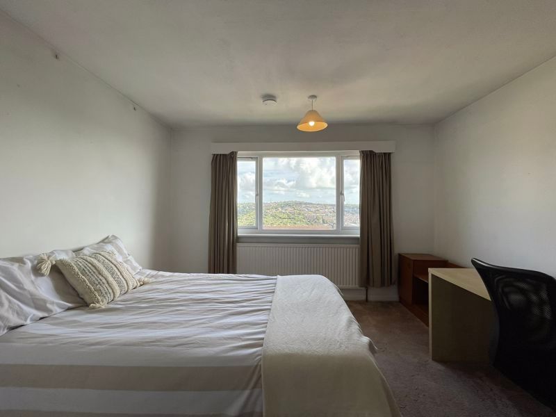 Property photo 3 of 13 Photo 17