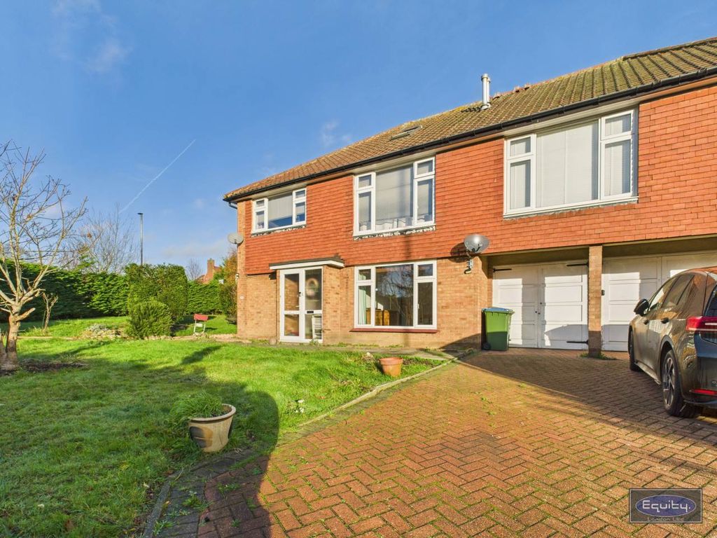 Property photo 1 of 15 External (3)