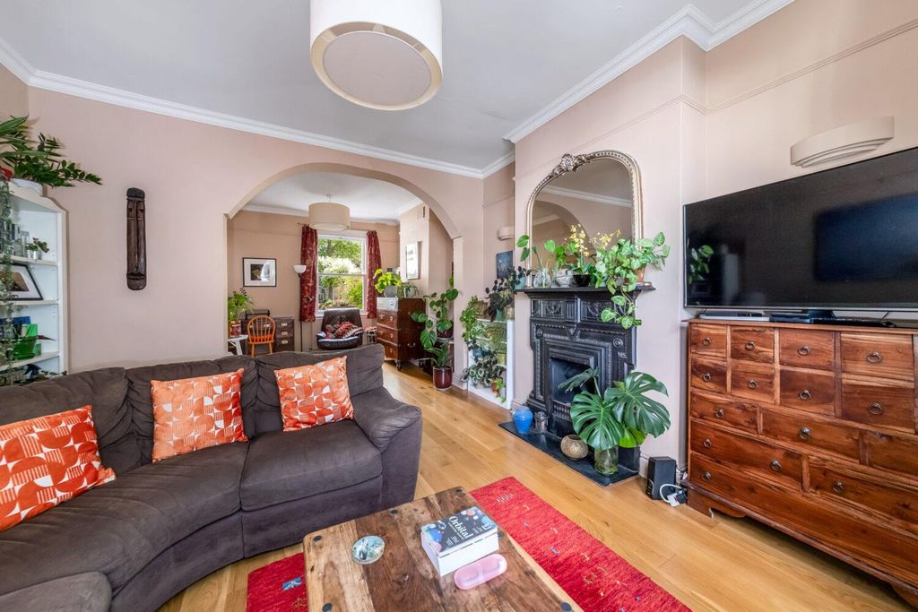 Property photo 2 of 15 Img_4885-1500x1000.Jpg