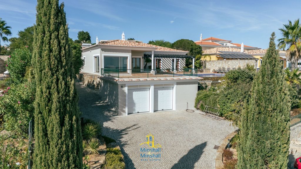 Property photo 1 of 53