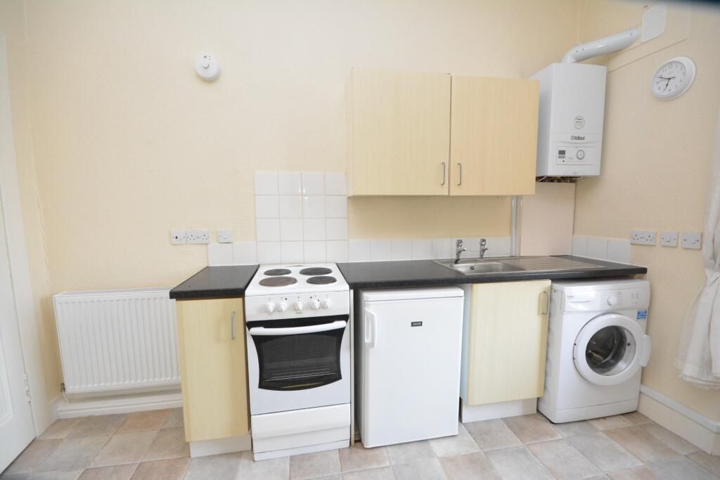 Property photo 1 of 5