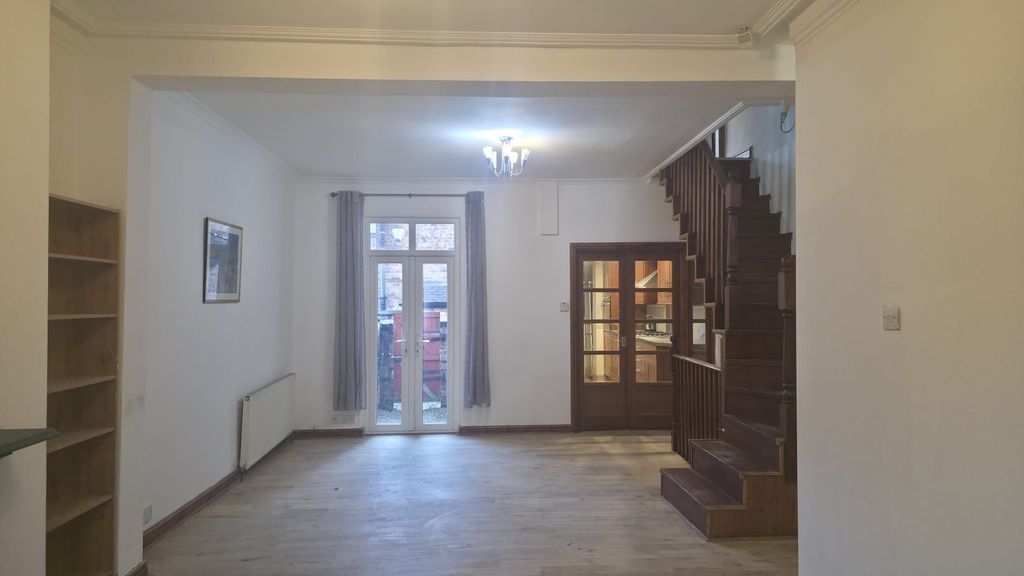 Property photo 2 of 38