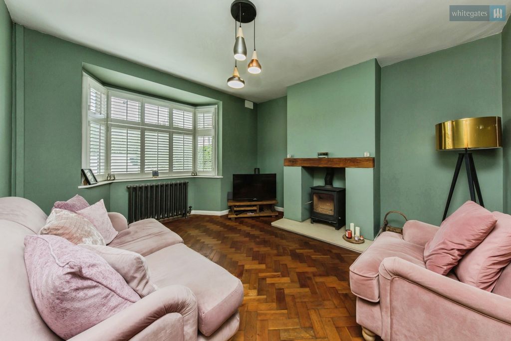 Property photo 3 of 29 Pbox-Img.Jpg