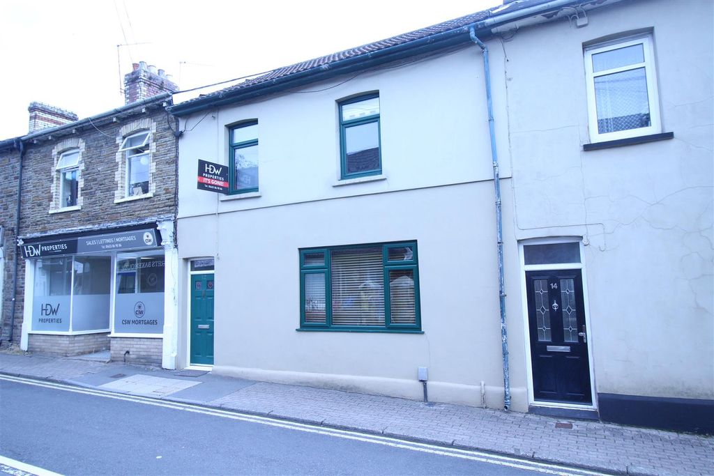 Property photo 1 of 1 12 Chapel Street.Jpg
